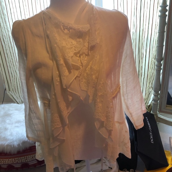 Fui ivory lacy jacket - Picture 3 of 7